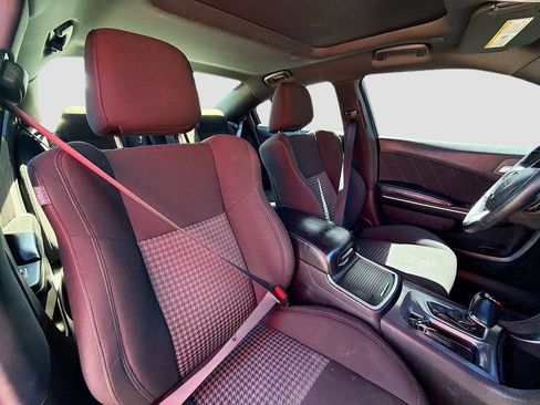 Used 2020 Dodge Charger GT image 28