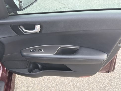 Used 2019 Kia Optima LX image 23