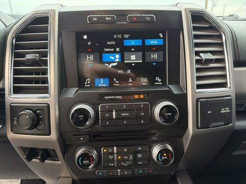 Used 2018 Ford F250 Platinum w/ FX4 Off-Road Package image 41