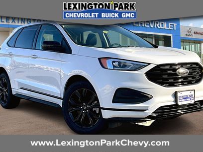 Used 2022 Ford Edge SE w/ Black Appearance Package