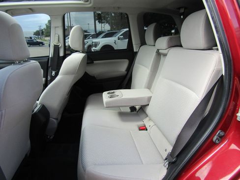 Used 2016 Subaru Forester 2.5i Premium AWD/4WD image 10