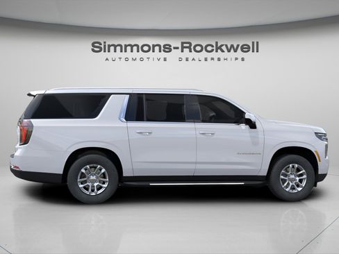 New 2026 Chevrolet Suburban LS AWD/4WD image 5