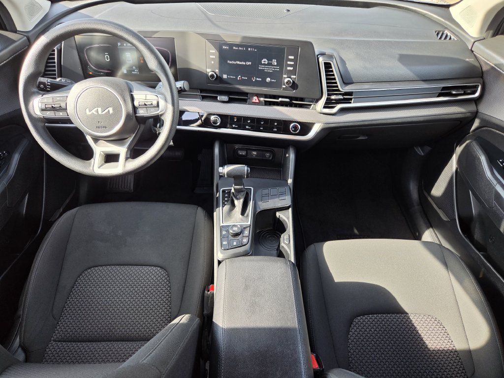 Used 2023 Kia Sportage LX FWD image 12