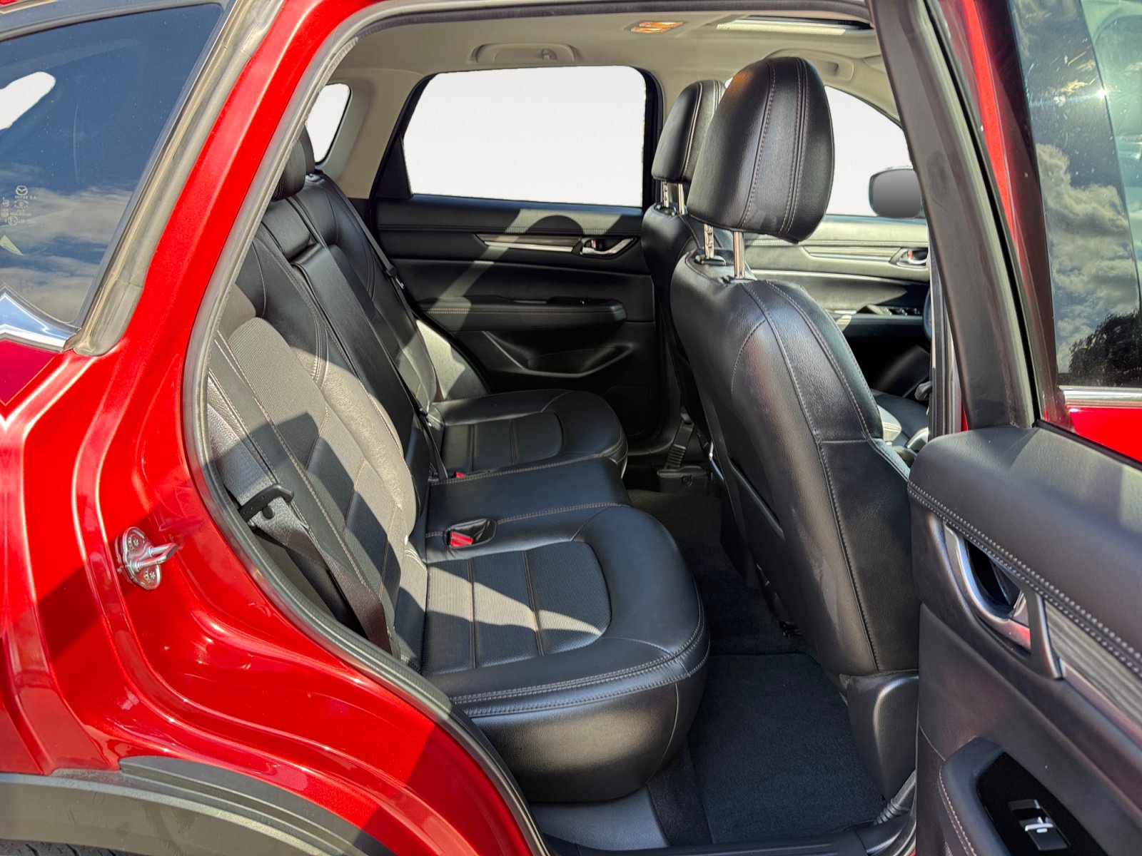 Certified 2023 MAZDA CX-5 AWD 2.5 S w/ Premium Package image 18