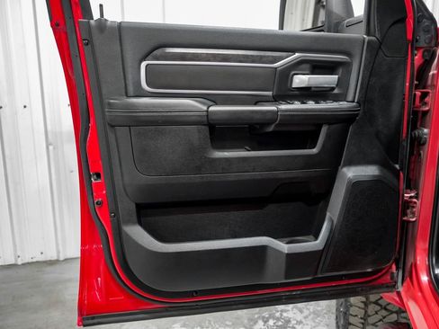 Used 2024 RAM 2500 Big Horn w/ Safety Group image 42