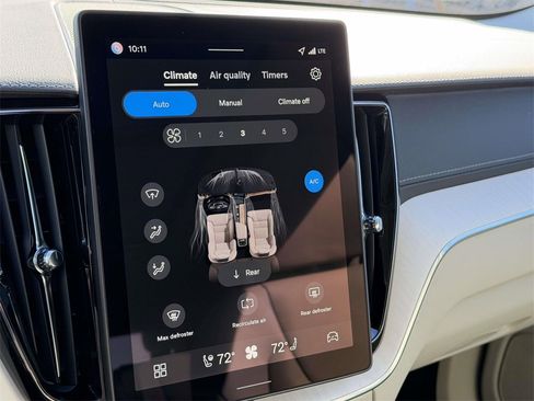 New 2026 Volvo XC60 B5 Ultra w/ Protection Package Premier image 5