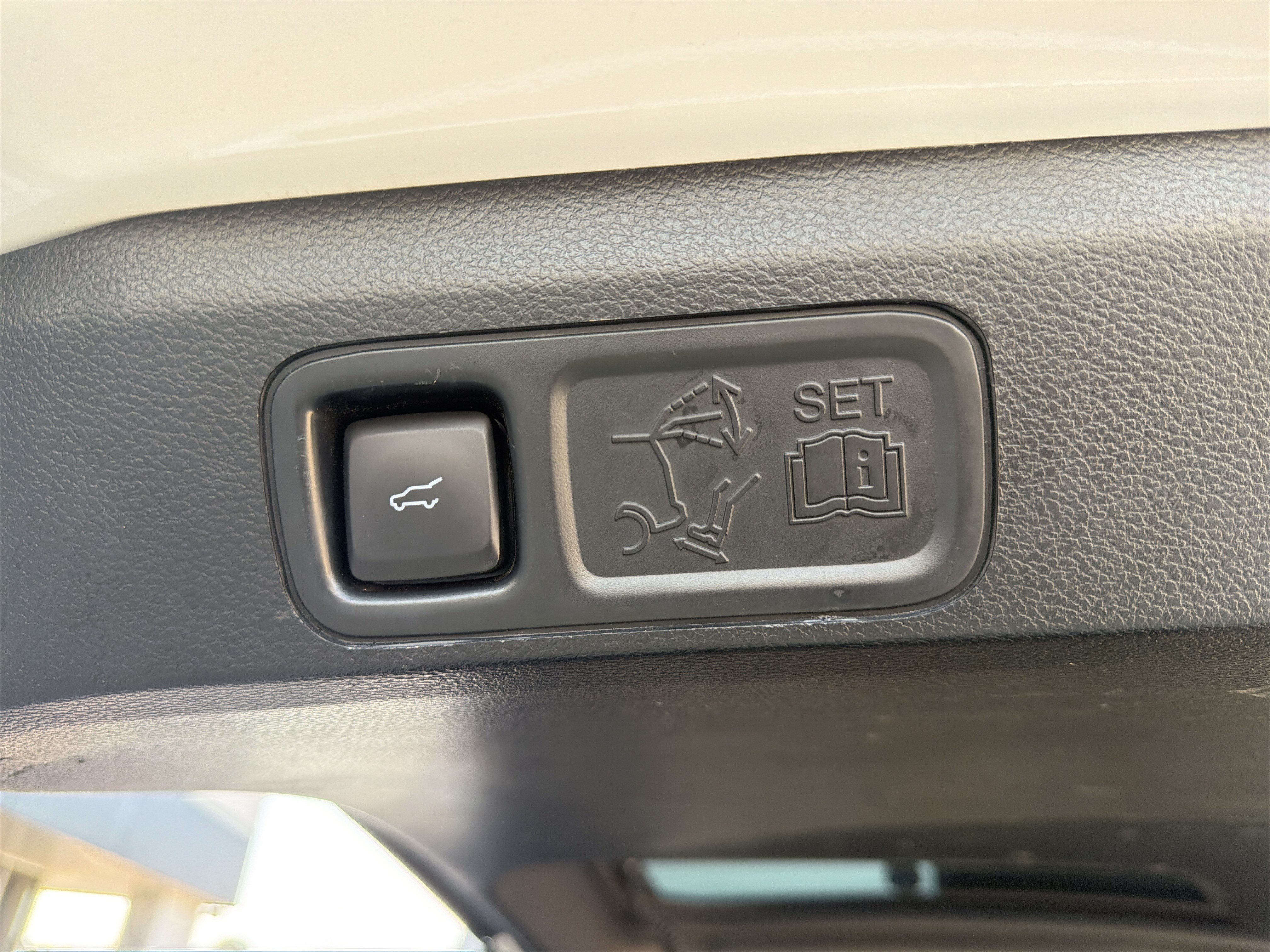 Used 2021 Ford Expedition Limited RWD image 28