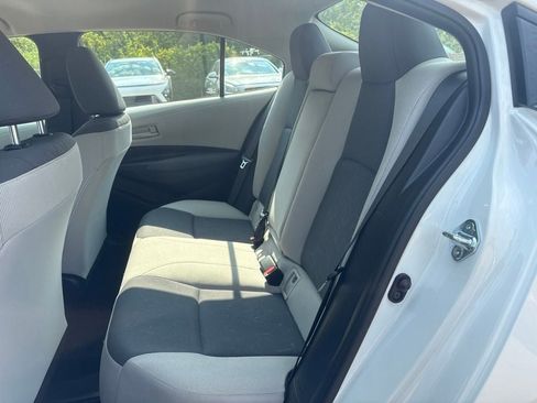 Used 2023 Toyota Corolla LE FWD image 9