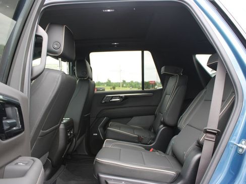New 2026 Chevrolet Tahoe Premier w/ Sun And Tow Package AWD/4WD image 27