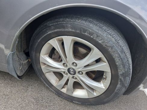 Used 2011 Hyundai Sonata Limited FWD image 2