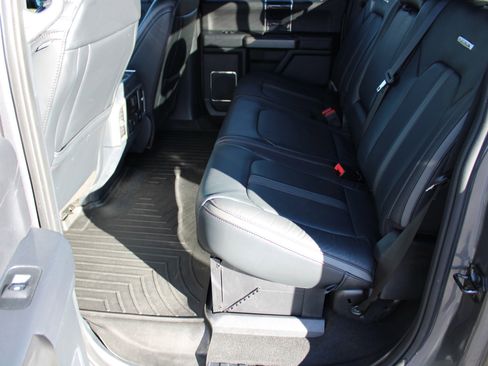 Used 2022 Ford F250 Platinum w/ FX4 Off-Road Package image 14