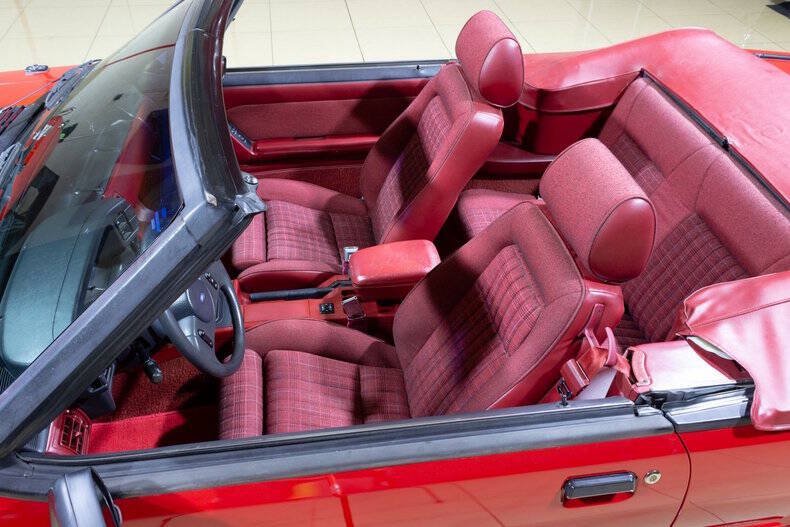 Used 1989 Ford Mustang GT RWD image 46