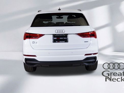 Used 2025 Audi Q3 2.0T Premium w/ Convenience Package image 21