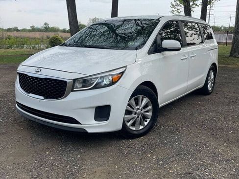 Used 2016 Kia Sedona LX w/ LX Convenience Package FWD image 1