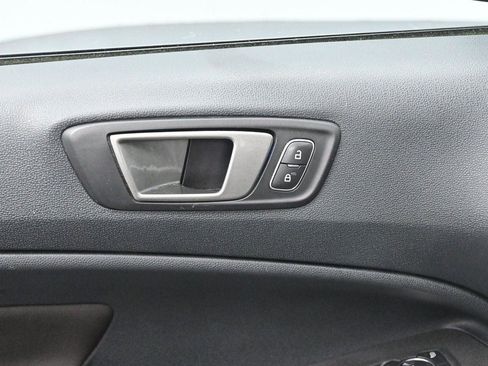 Used 2021 Ford EcoSport SE w/ SE Convenience Package FWD image 11
