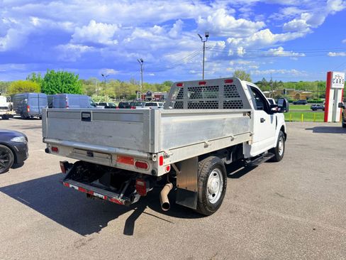Used 2019 Ford F250 XL image 6