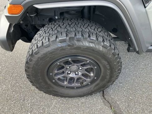 Used 2023 Jeep Wrangler Unlimited Sport AWD/4WD image 10