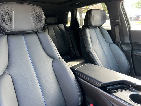 Used 2024 Cadillac Lyriq Luxury AWD/4WD image 22