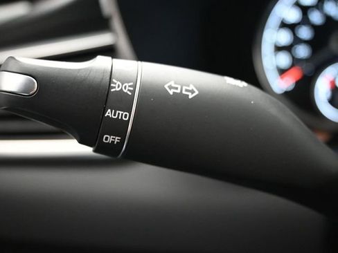 Used 2023 Genesis G70 2.0T w/ Sport Prestige Package image 34