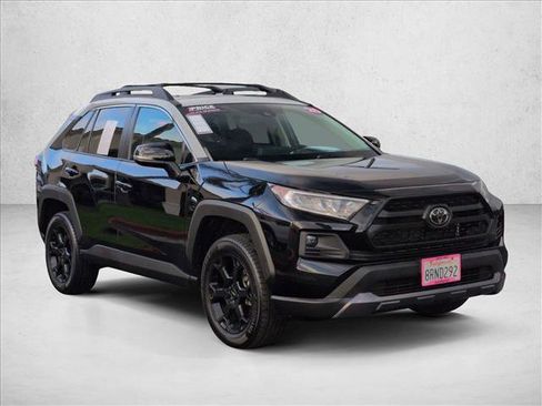 Used 2020 Toyota RAV4 TRD Off-Road image 3