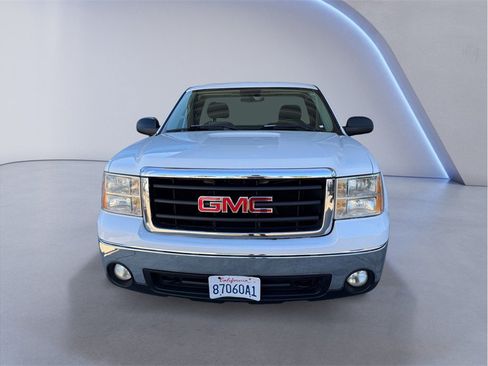 Used 2008 GMC Sierra 1500 W/T w/ SL Package RWD image 2