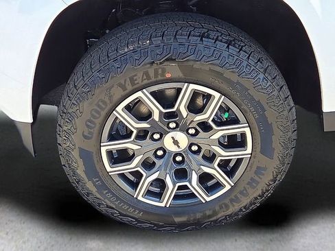 New 2026 Chevrolet Colorado Z71 AWD/4WD image 9