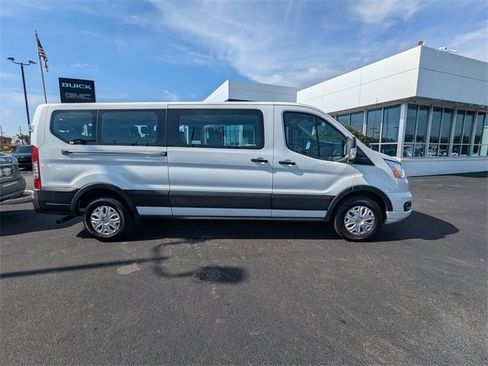 Used 2022 Ford Transit 350 XLT image 3