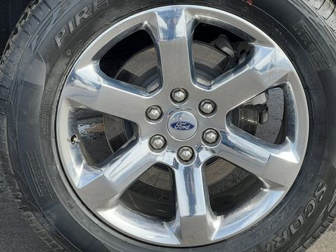 Used 2023 Ford F150 Lariat w/ Equipment Group 502A High image 9