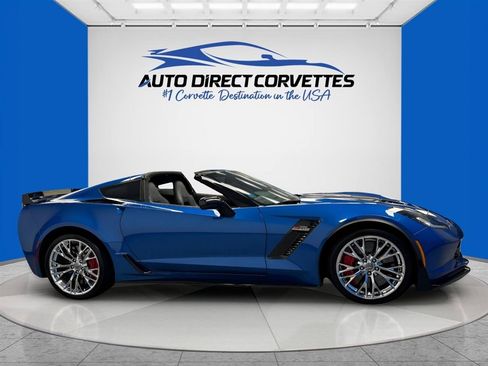 Used 2015 Chevrolet Corvette Z06 w/ Z07 Performance Package RWD image 5