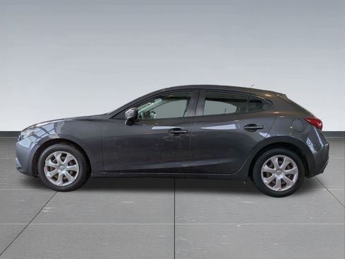 Used 2016 MAZDA MAZDA3 i Sport image 3