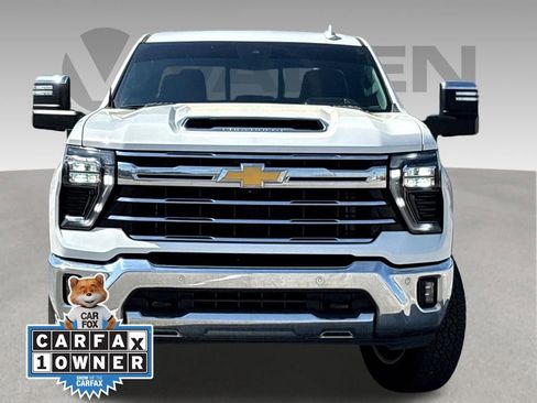 Used 2024 Chevrolet Silverado 3500 LTZ w/ LTZ Premium Package RWD image 2