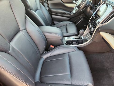 Certified 2021 Subaru Ascent Limited w/ Technology Package image 14