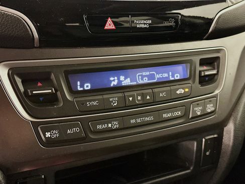 Used 2022 Honda Pilot Special Edition image 23