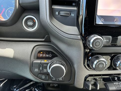 New 2026 RAM 1500 Warlock AWD/4WD image 27