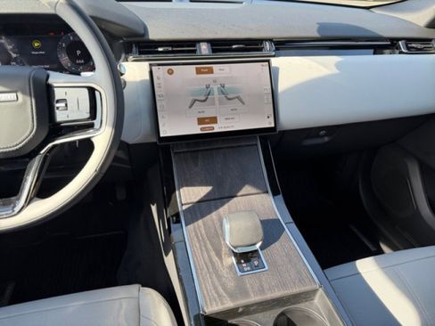 New 2026 Land Rover Range Rover Velar S AWD/4WD image 14