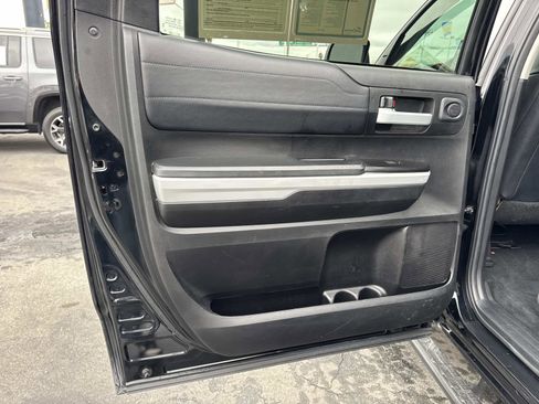 Used 2021 Toyota Tundra Limited image 24