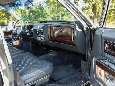 Used 1988 Cadillac Brougham image 24