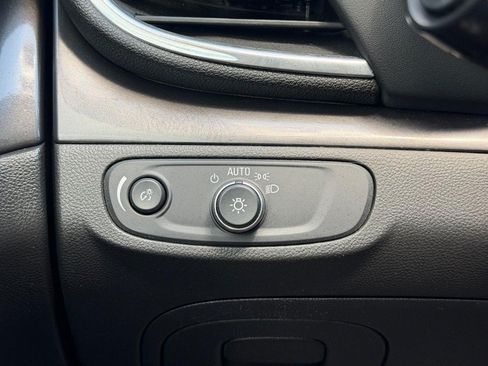Used 2019 Buick Encore Preferred w/ Safety Package AWD/4WD image 16