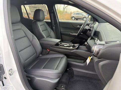 New 2026 Chevrolet Equinox LT w/ Convenience Package II image 31