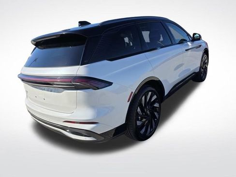 New 2026 Lincoln Nautilus Reserve w/ Jet Appearance Package image 18