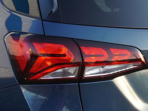 Used 2024 Chevrolet Equinox LS w/ LS Convenience Package FWD image 26