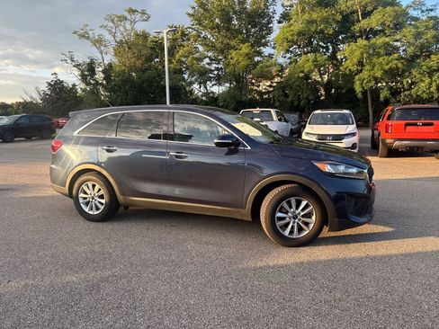 Used 2019 Kia Sorento FWD V6 image 22