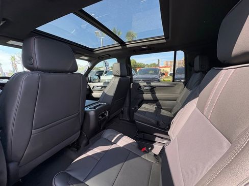 New 2026 Chevrolet Suburban RST w/ RST Capability Package AWD/4WD image 15
