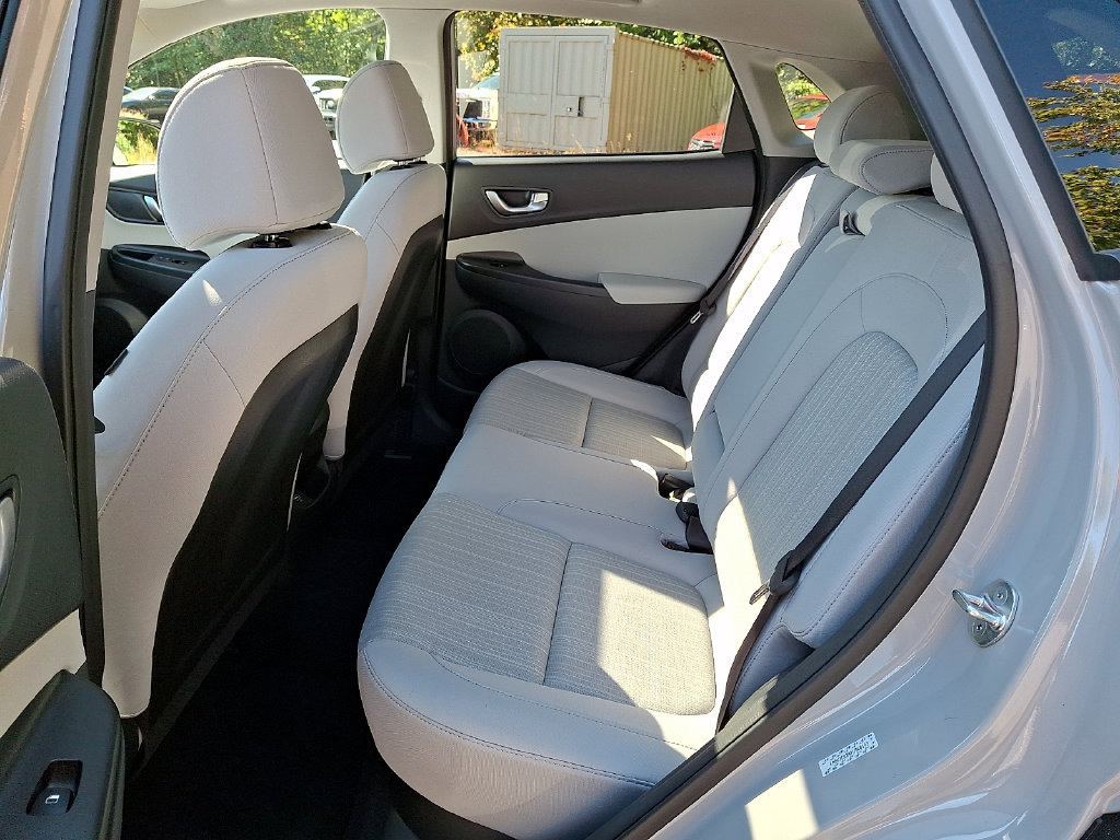 Certified 2023 Hyundai Kona SEL w/ Convenience Package AWD/4WD image 10