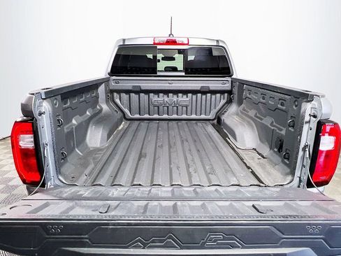 Used 2025 GMC Canyon AT4 image 22