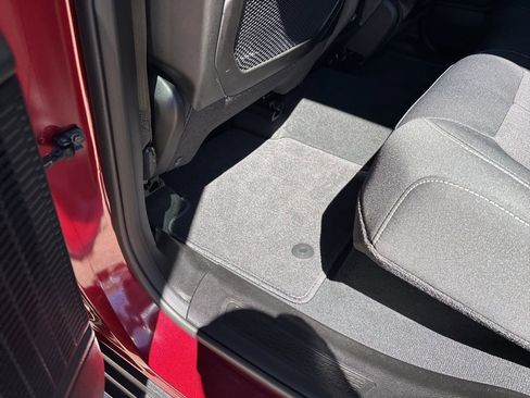 Used 2025 Jeep Grand Cherokee Laredo X w/ Trailer Tow Package image 20