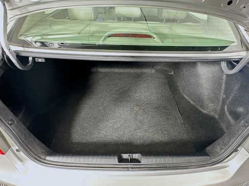 Used 2010 Honda Civic LX image 24