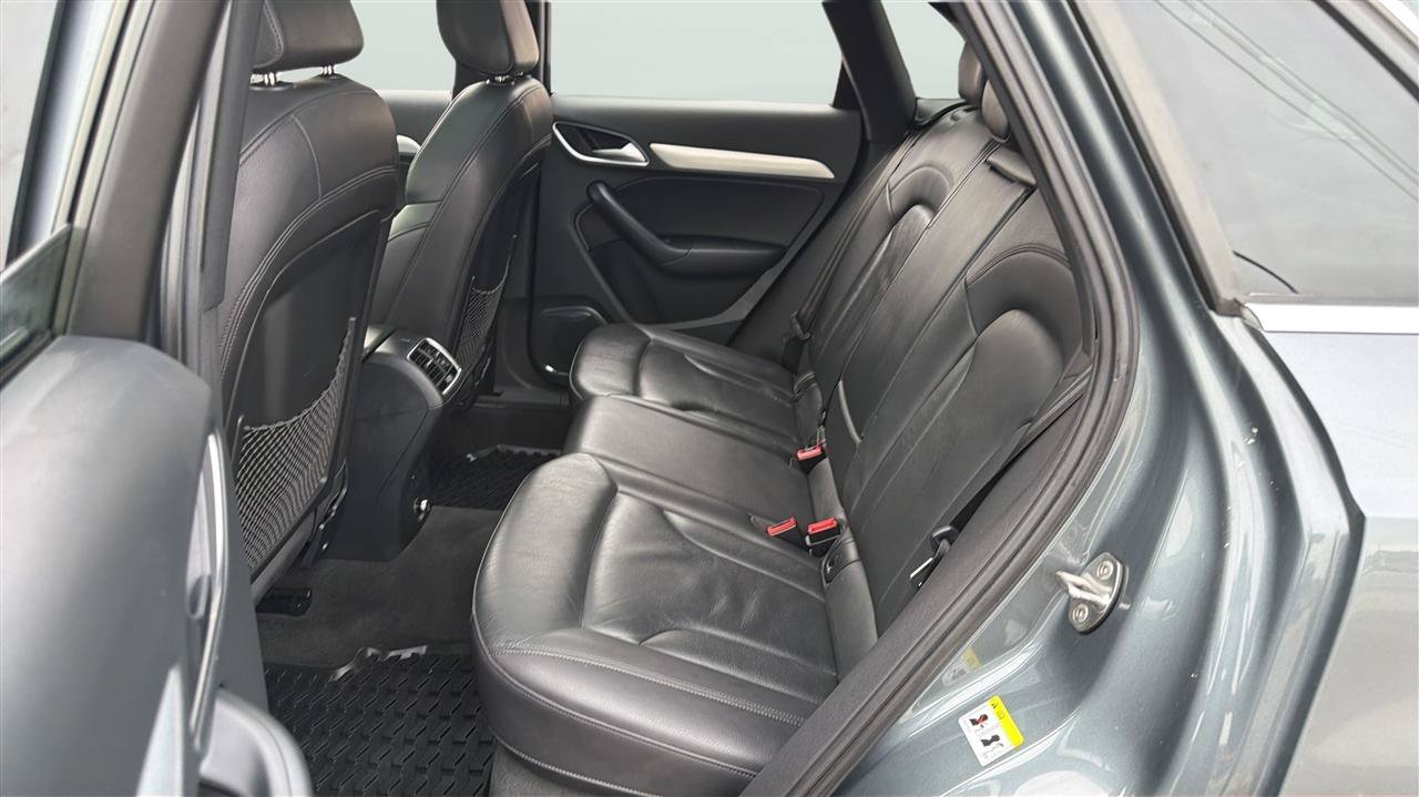 Used 2016 Audi Q3 2.0T Prestige w/ Prestige Package AWD/4WD image 20
