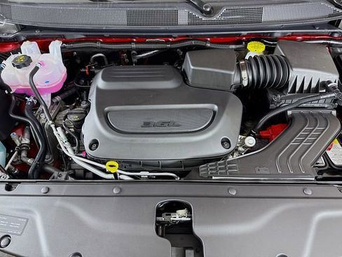 New 2026 Chrysler Pacifica Select w/ S Appearance Package FWD image 29