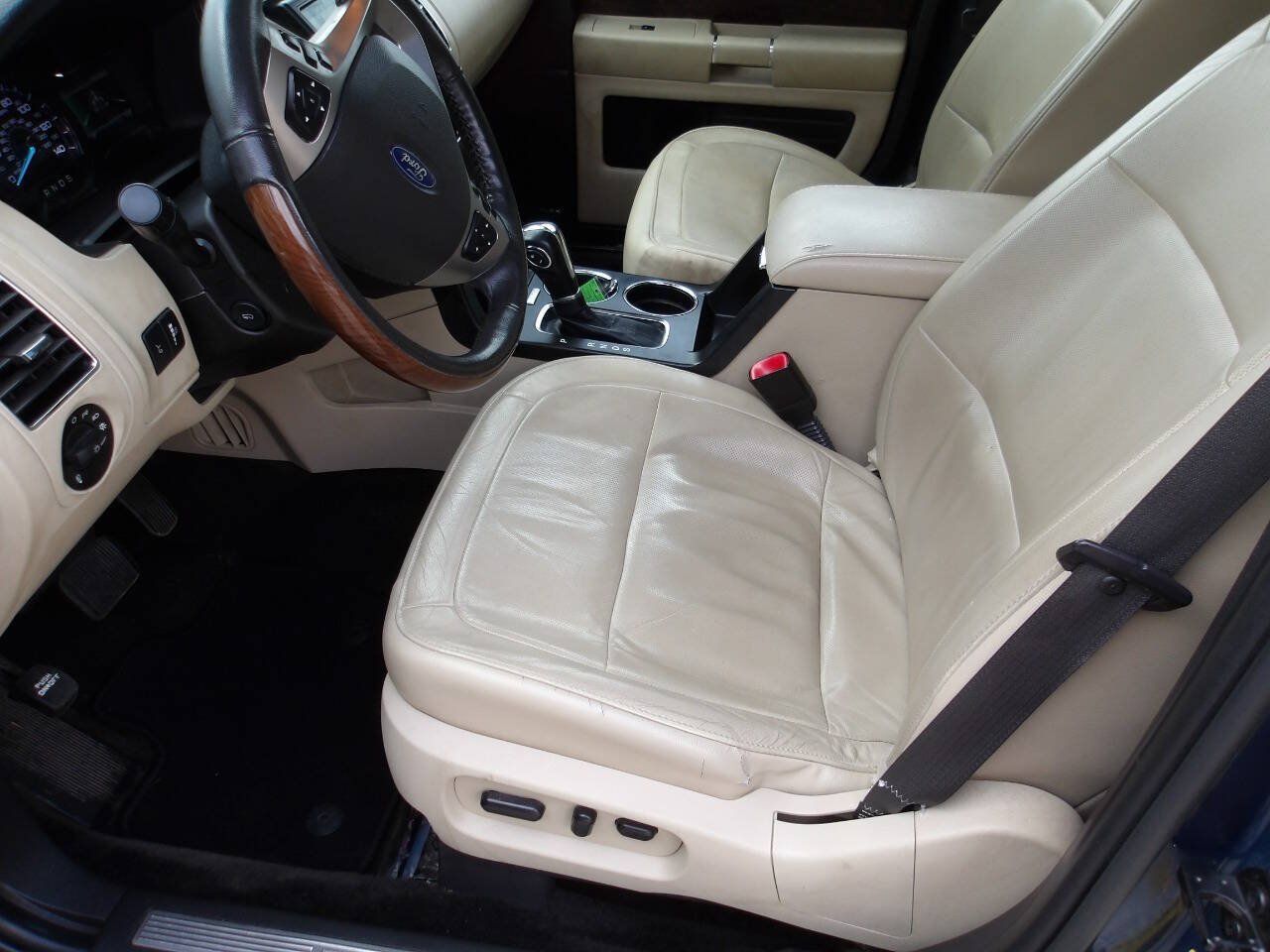 Used 2017 Ford Flex Limited FWD image 7